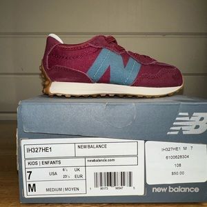 *NEW* New Balance Sneakers - Toddler sz 7